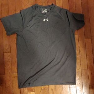 Under Armour Athletic Shirt (Loose Fit)